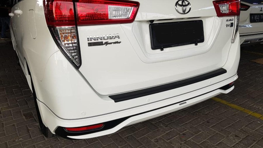 BODYKIT INNOVA REBORN MODEL TRD FACELIFT 2021 - ON