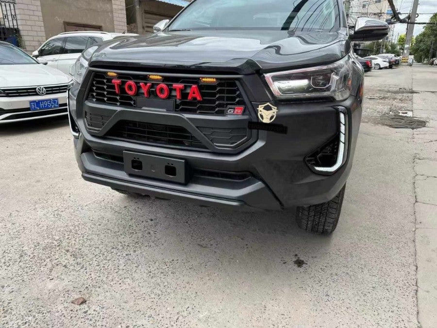 GRILL DEPAN HILUX REVO 2024 FACELIFT GR